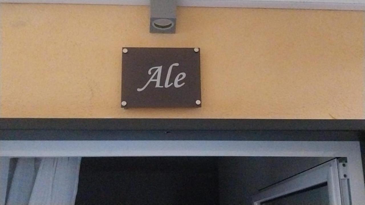 Alery Hotel Nápoly Kültér fotó