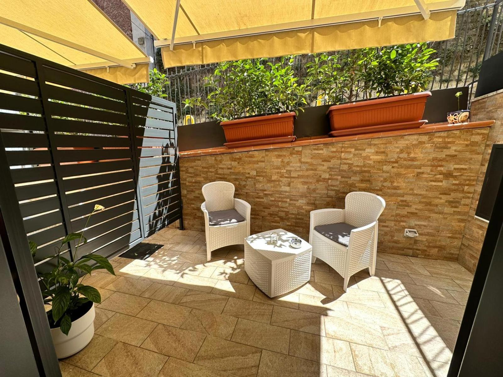 Alery Hotel Nápoly Kültér fotó